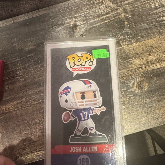 Josh Allen buffalo bills nfl Funko pop with protector - Picture 5 of 7